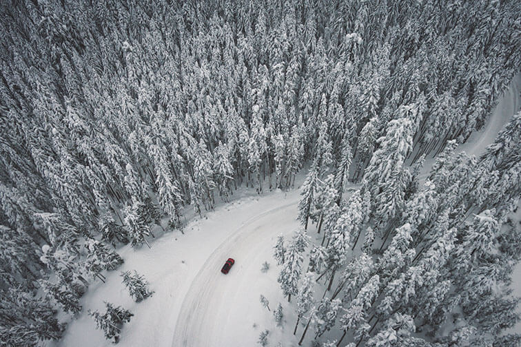 DRIVING THE WORLD OVERLAND on Instagram: 🇬🇧 There's something magical  about Winter, watching the sparkling snow flakes decorating everything in  white, there is something so comforting in that silence. It reminds me